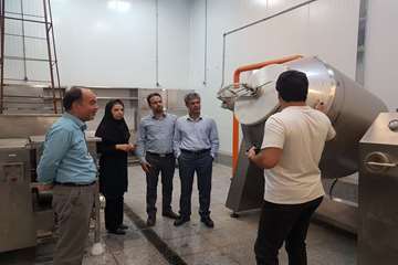 بازدید  از کارخانه خوراک دام توانمهر، مکمل سازی آدان دانه و بسته بندی فراورده های خام دامی پارس بال